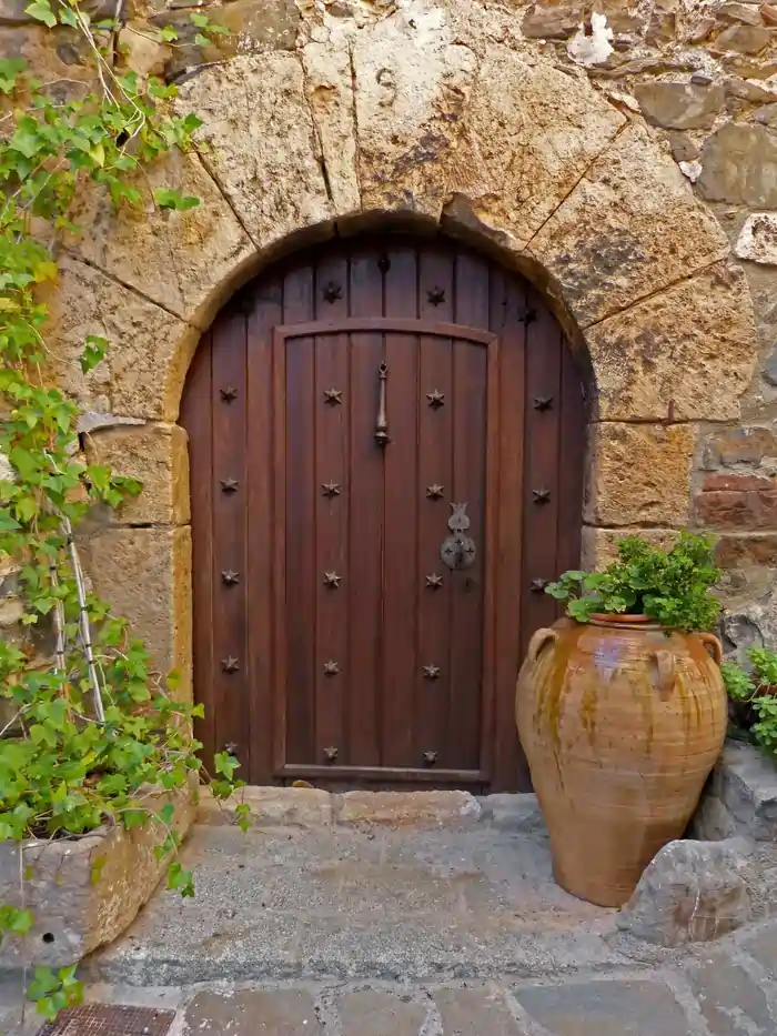 talian Doors