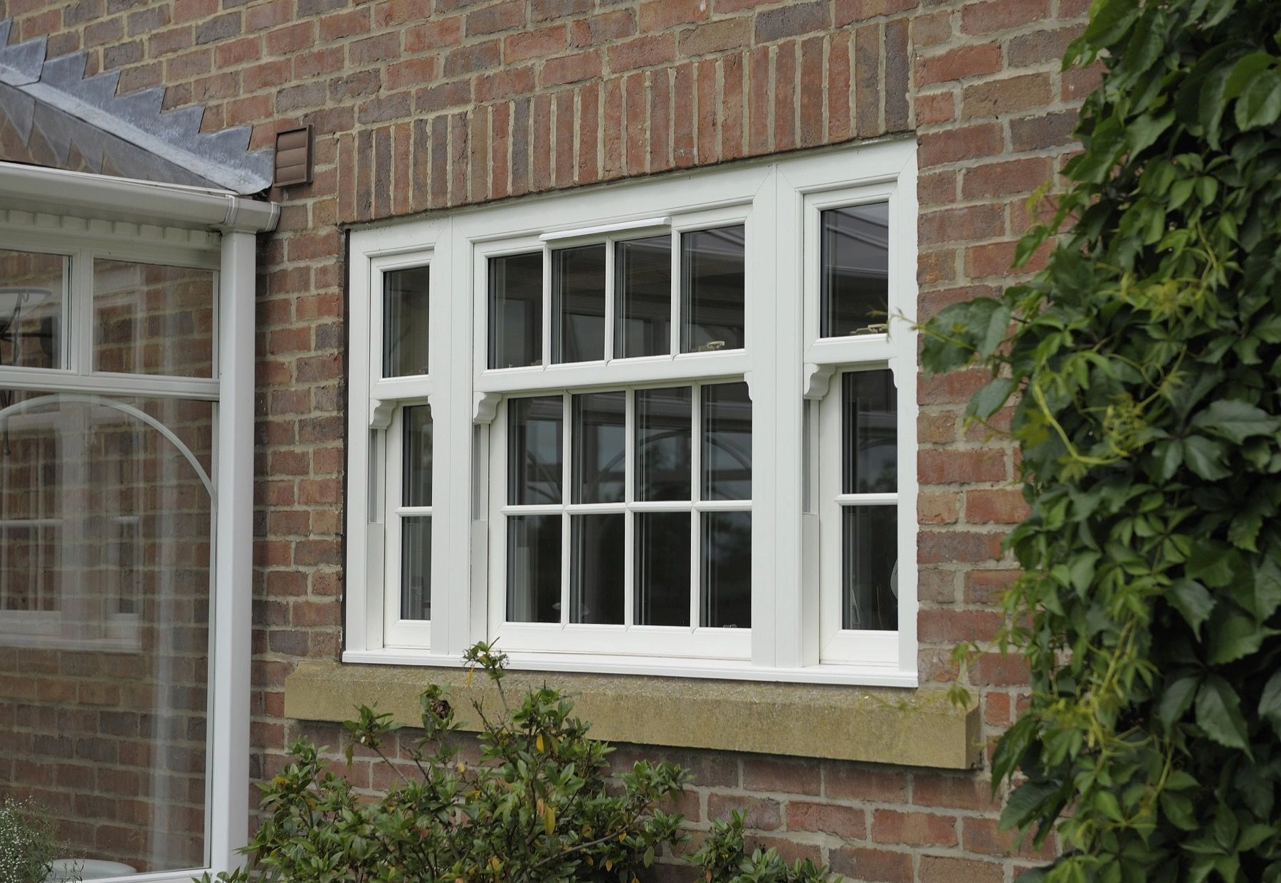 UPVC SLIDING SASH WINDOWS 