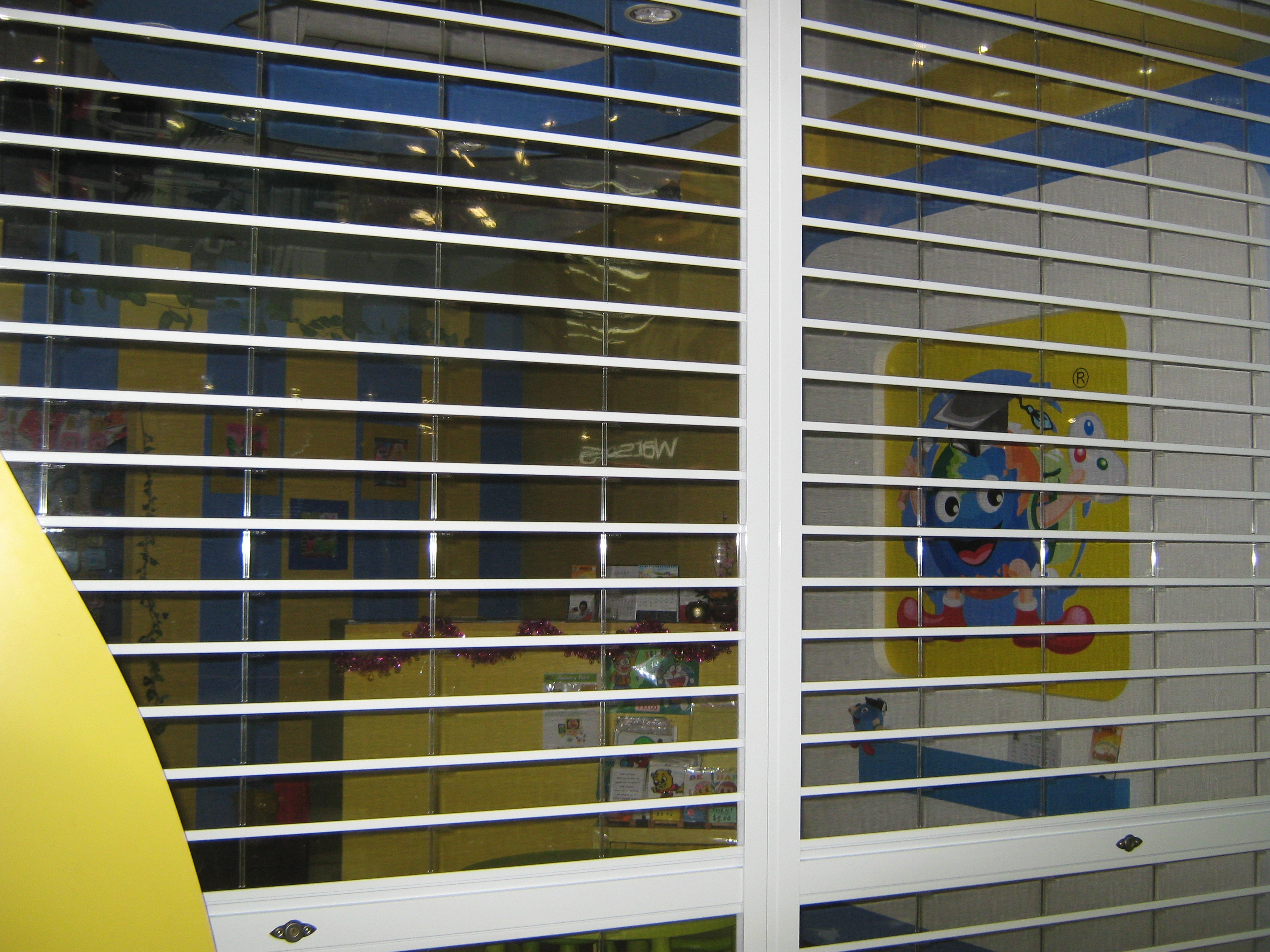 polycarbonate shutters